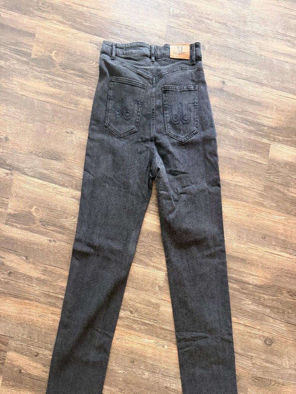 Fashion Brand Company - NWT Black Denim Tall Jeans, Curvy Fit - Sz L - Picture 7 of 8